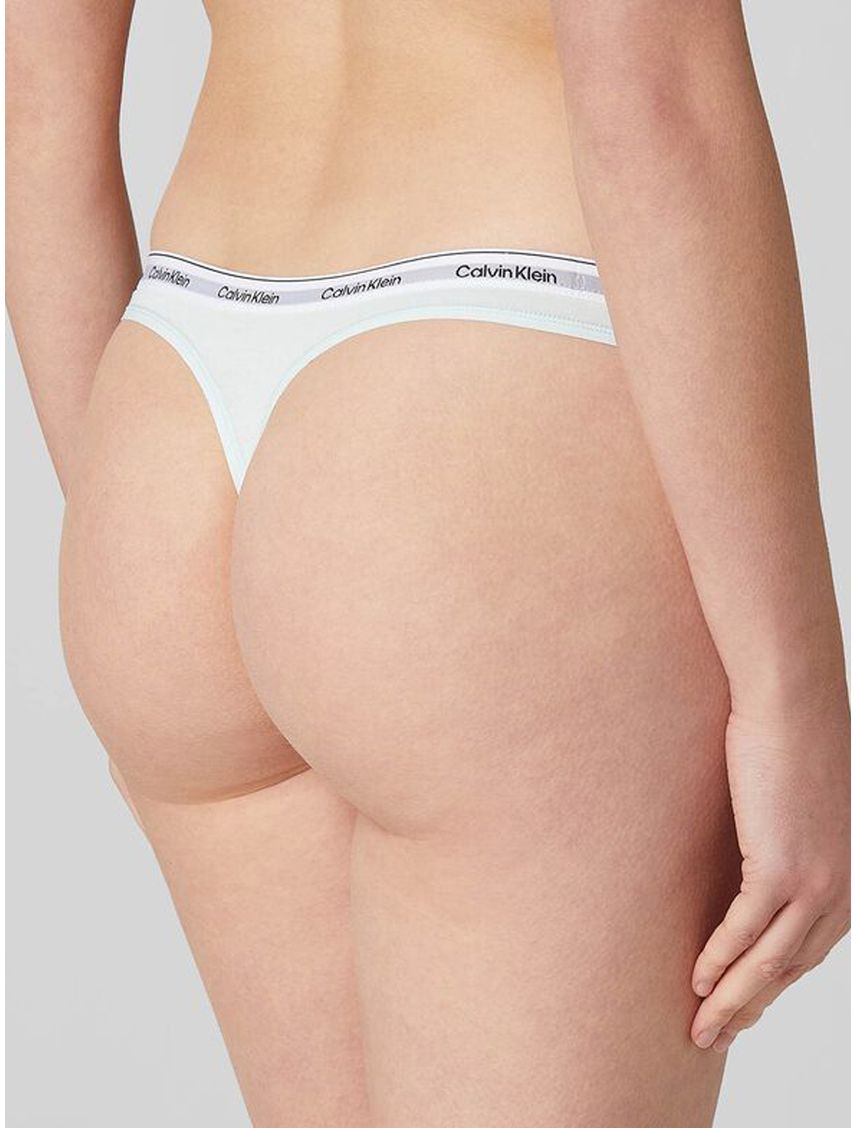 Colaless - Modern logo