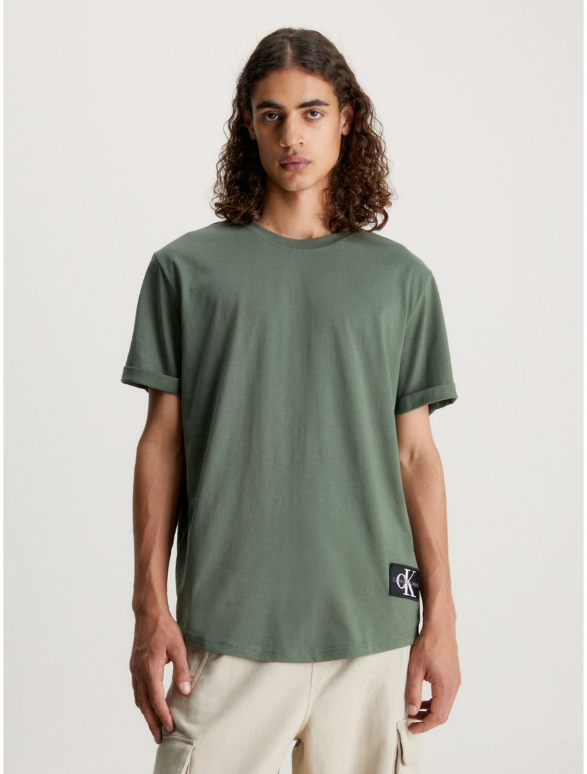 Remera de algodón con insignia